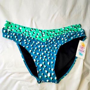 Swim in the beach/  FOR CLOSET CLOSURE ONLY.